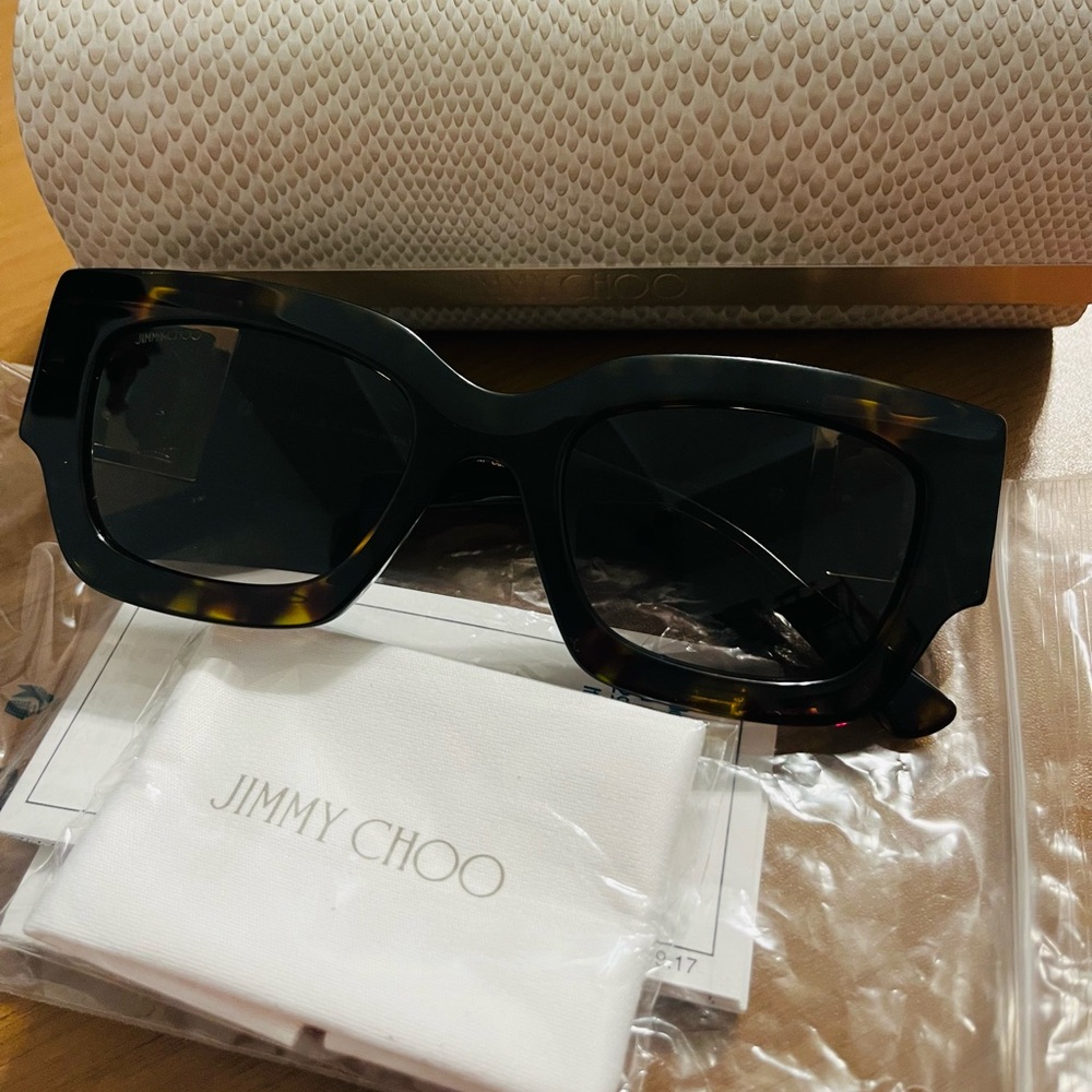 SOLD‼️Jimmy Choo Black Tortoise Sunglasses
